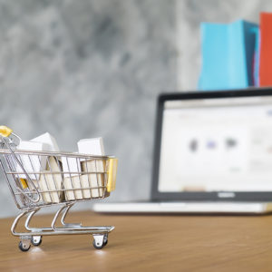 How to Choose the Right E-commerce Platform for Your Online Store